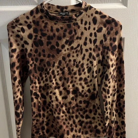 SKIMS DOLCE & GABBANA Leopard Print Long Sleeve Blouse - Picture 5 of 6